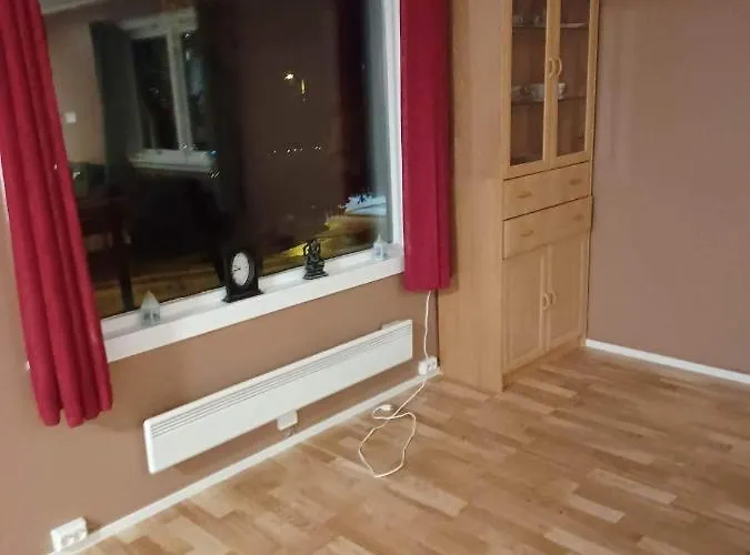 Feelhome In Tromsdalen טרומסה